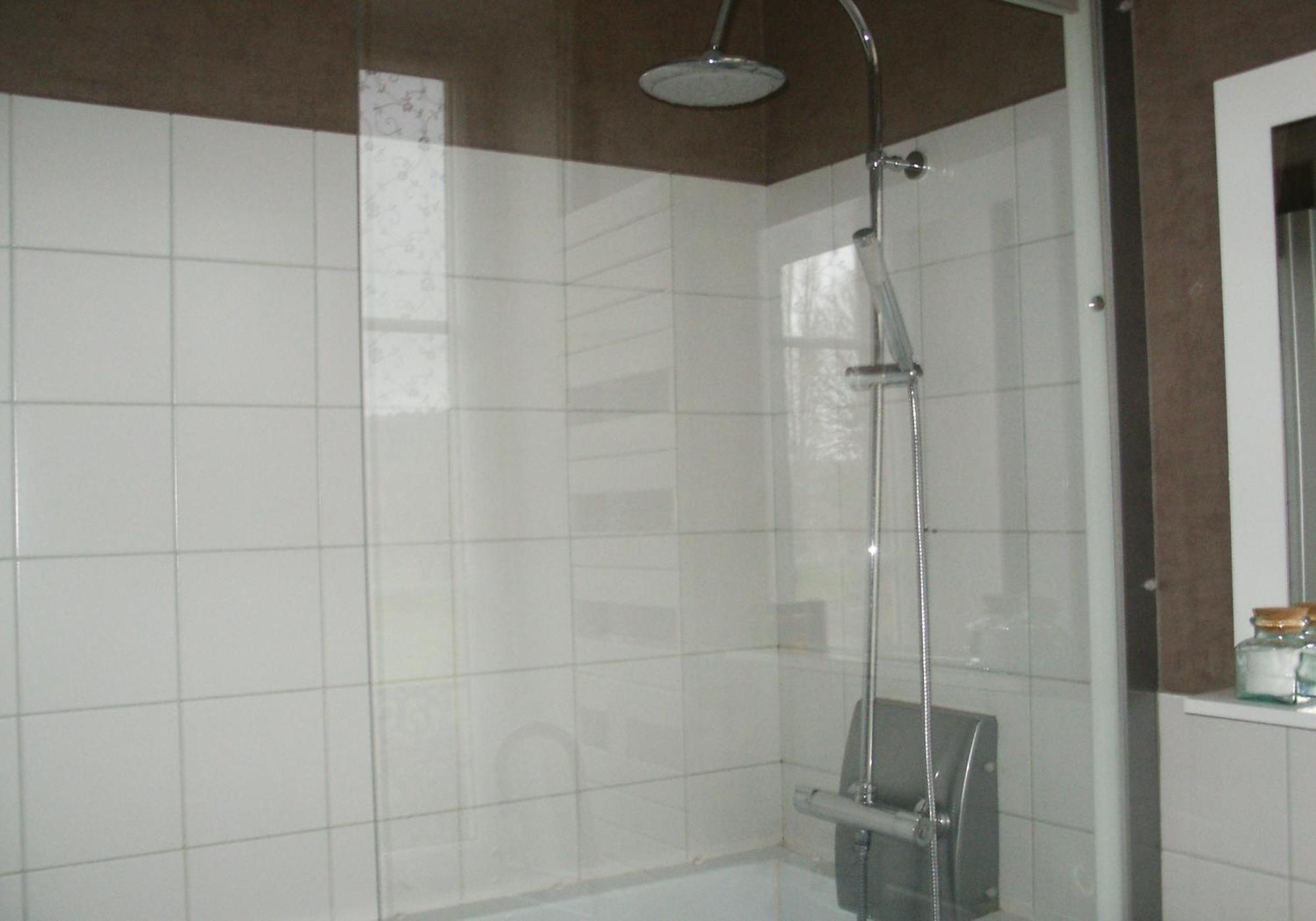 Chambres D'Hotes - Domaine Des Perrieres Crux-la-Ville Ruang foto