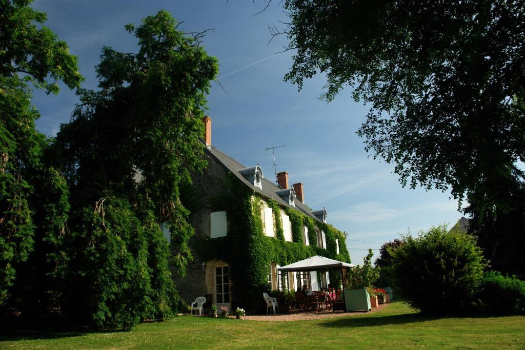 Chambres D'Hotes - Domaine Des Perrieres Crux-la-Ville Bagian luar foto